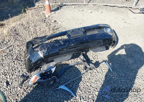 2010 Lexus Gx Premium z USA, uszkodzony, nr VIN JTJJM7FX1A5011466